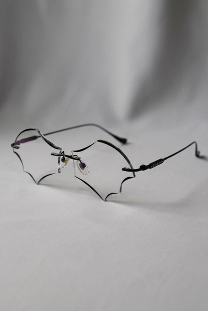 BAT WING SHAPEDRIMLESS EYEWEAR