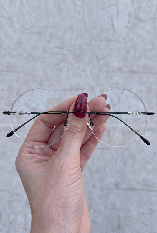 WHIMSICAL ROUND RIMLESSEYEWEAR