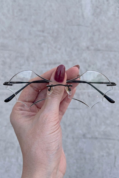 BAT WING SHAPEDRIMLESS EYEWEAR